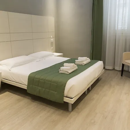 Navigliotel 19 - & 4*