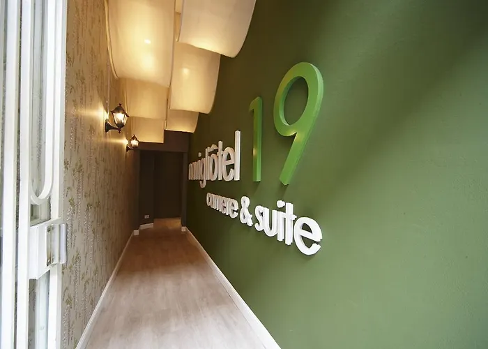 Bed & Breakfast Navigliotel 19 - & 4*