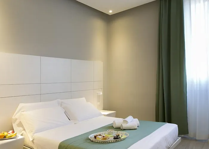 Bed & Breakfast Navigliotel 19 - & 4*