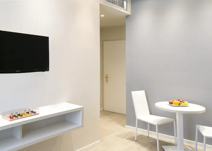 Bed & Breakfast Navigliotel 19 - &