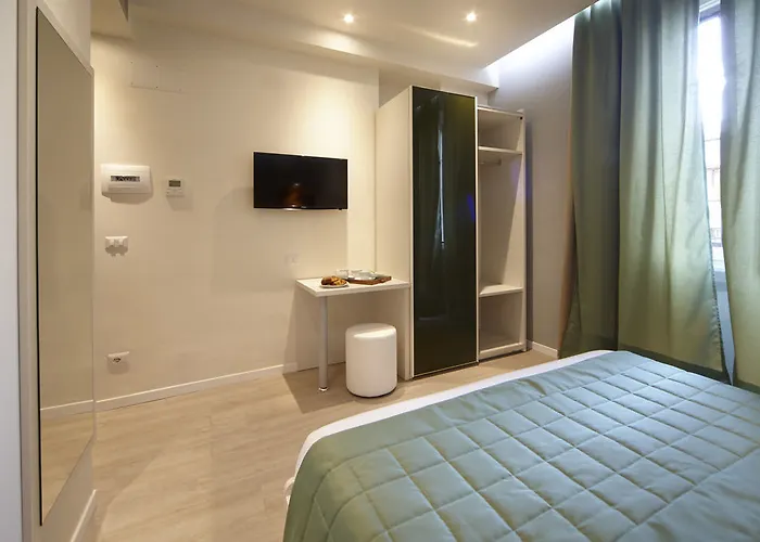 Bed & Breakfast Navigliotel 19 - & 4*