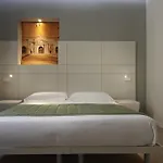 Navigliotel 19 - & לינה וארוחת בוקר
