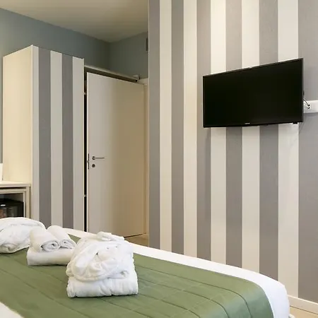 Navigliotel 19 - & Bed and Breakfast 4*