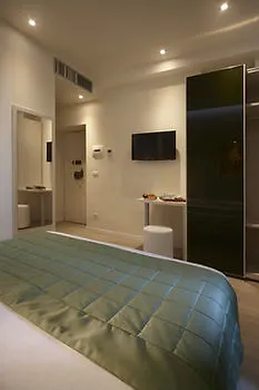Bed and Breakfast Navigliotel 19 - &